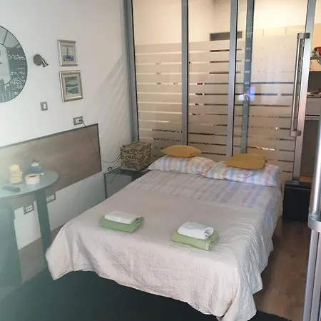 Apartman Studio Two Roses