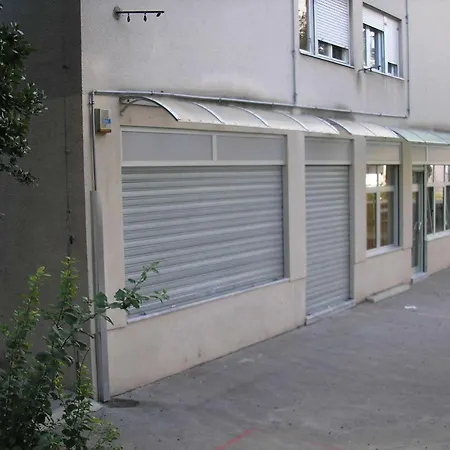 Studio Two Roses شقة سبليت