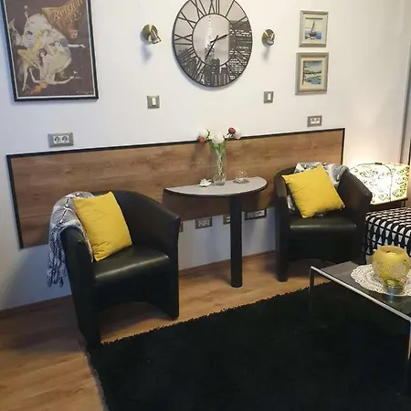 شقة Studio Two Roses سبليت