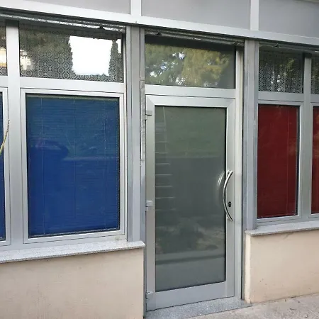 شقة Studio Two Roses *