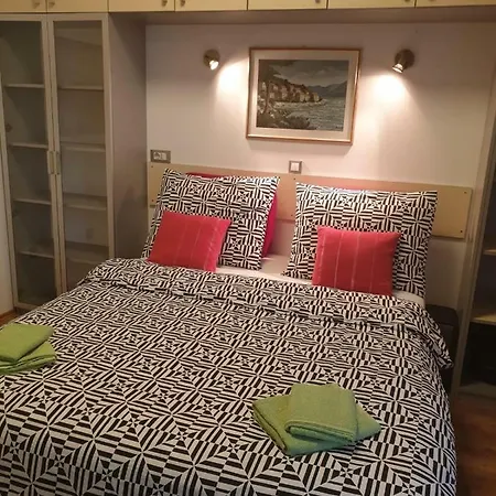 شقة Studio Two Roses سبليت