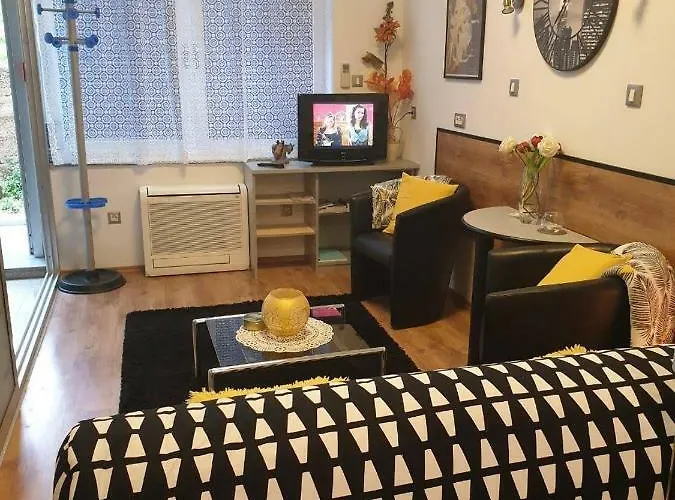 Studio Two Roses Split